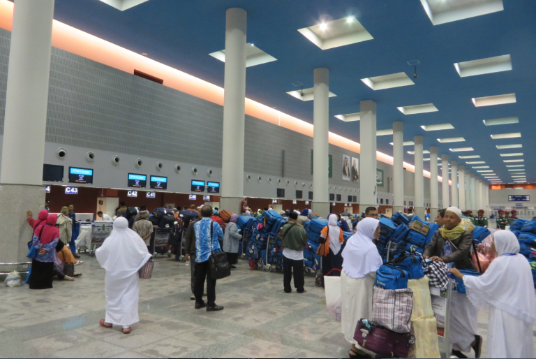 Boarding di bandara KAAIA, Jedah (koleksi pribadi)