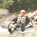 Wisata River Tubing di Ledok Amprong, Malang