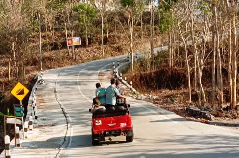 Berwisata di Tebing Breksi, Yogyakarta