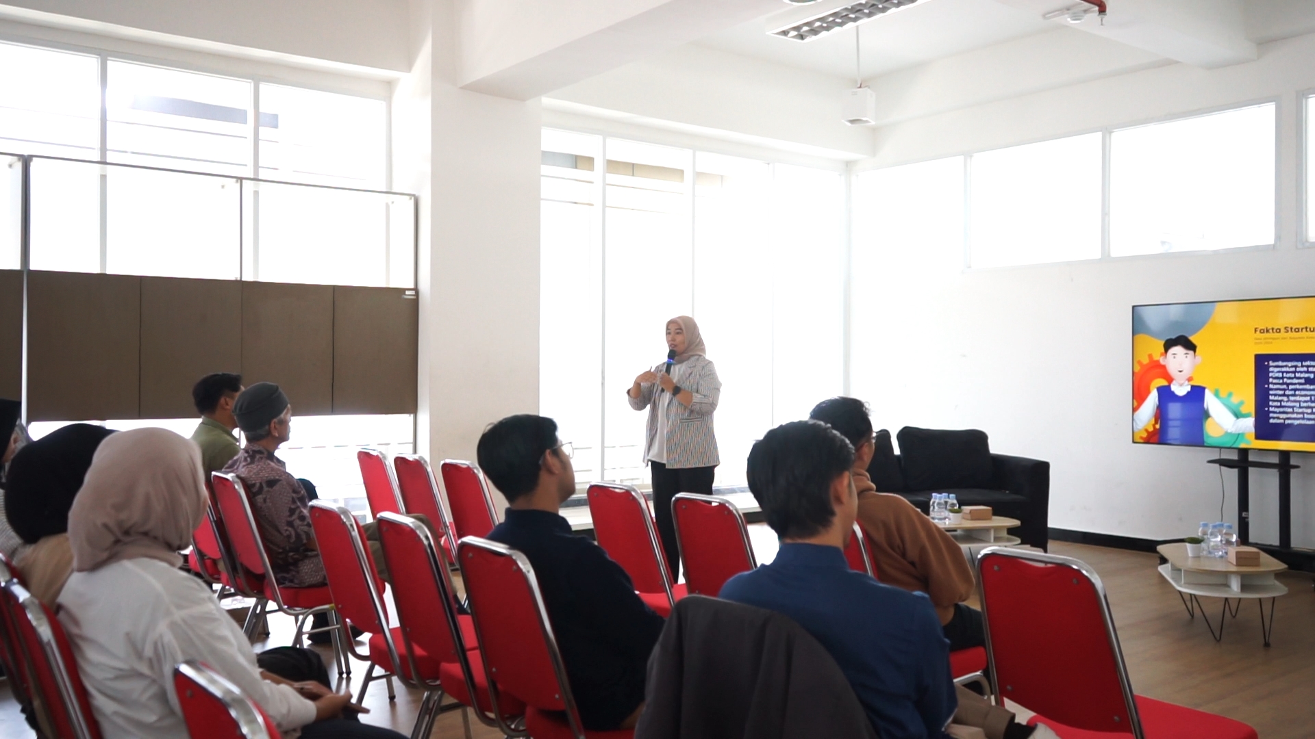 Dorong Penguatan Ekonomi Kreatif, Dosen UWG Malang Soroti Kesiapan Lembaga Pengampu