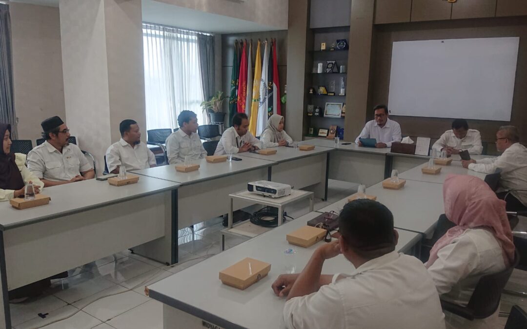 UWG Malang Apresiasi Dosen Berprestasi, Tujuh Lektor dan Asisten Ahli Terima Insentif Jabatan Fungsional