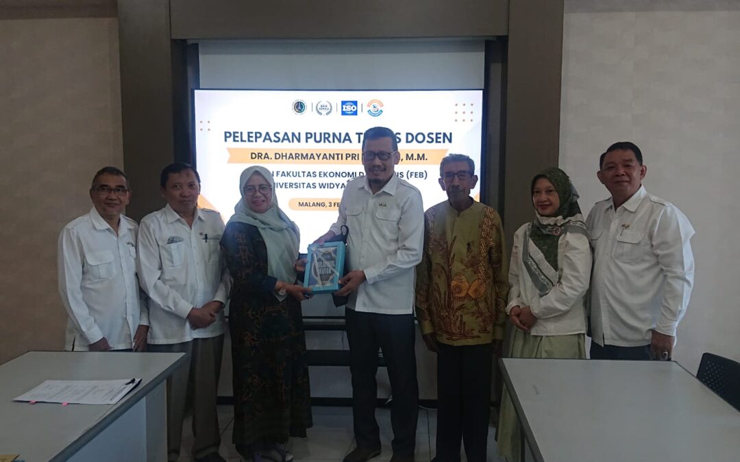 Penuh Haru dan Apresiasi, UWG Malang Lepas Purna Tugas Dosen Senior FEB