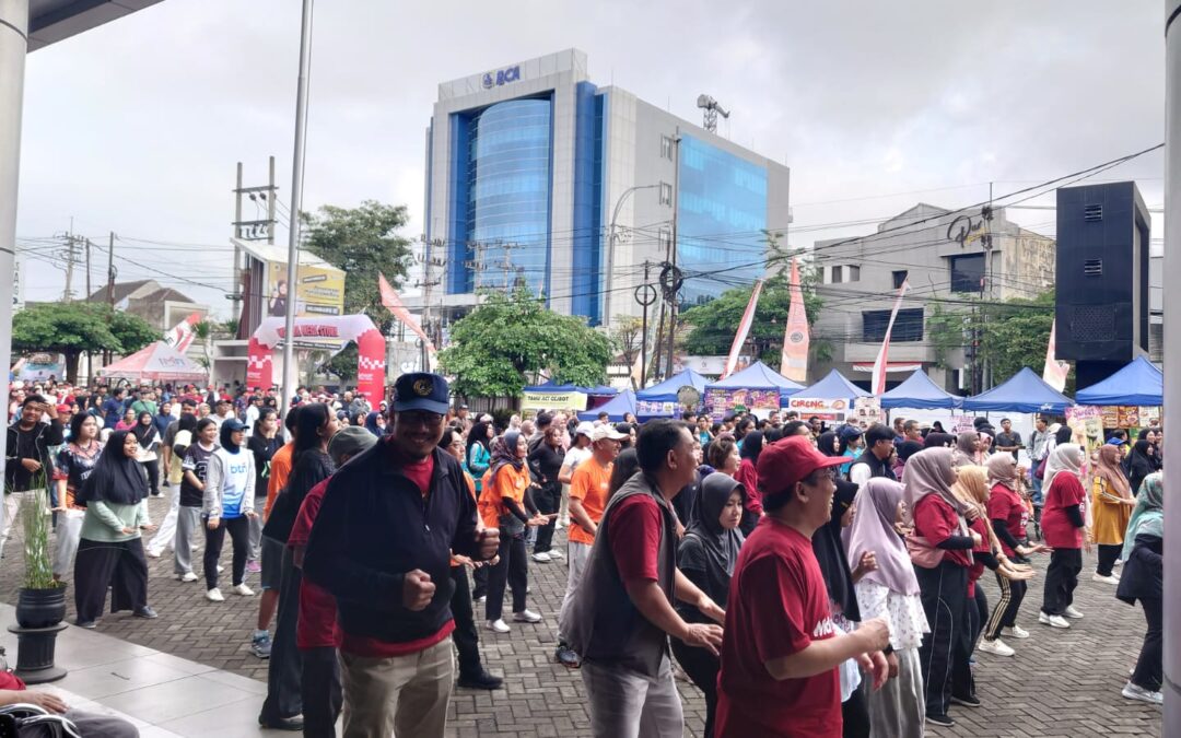 Hampir 1.500 Peserta Meriahkan Fun Walk Widya Gama Malang 2026, Humas Sampaikan Permohonan Maaf kepada Pengguna Jalan