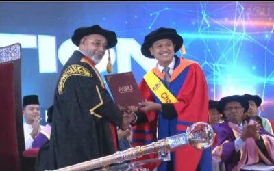 DOSEN UWG MALANG UKIR PRESTASI DUNIA! AVIV YUNIAR RAHMAN RAIH CHANCELLOR’S AWARD DOKTOR TERBAIK DI MALAYSIA